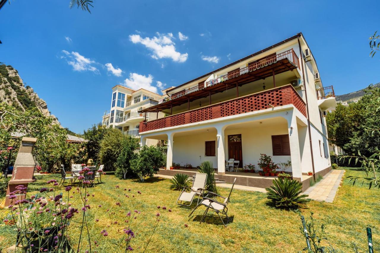 Apartments Viktorija Petrovac Extérieur photo